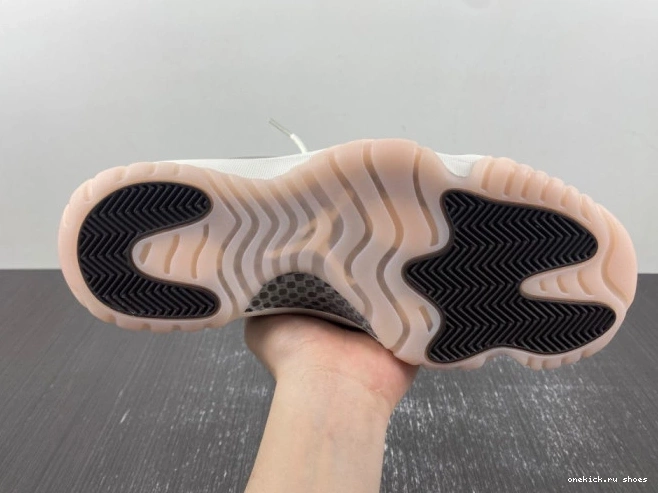 Cheap 11 Jordan AR0715-101 Air Neapolitan 0825